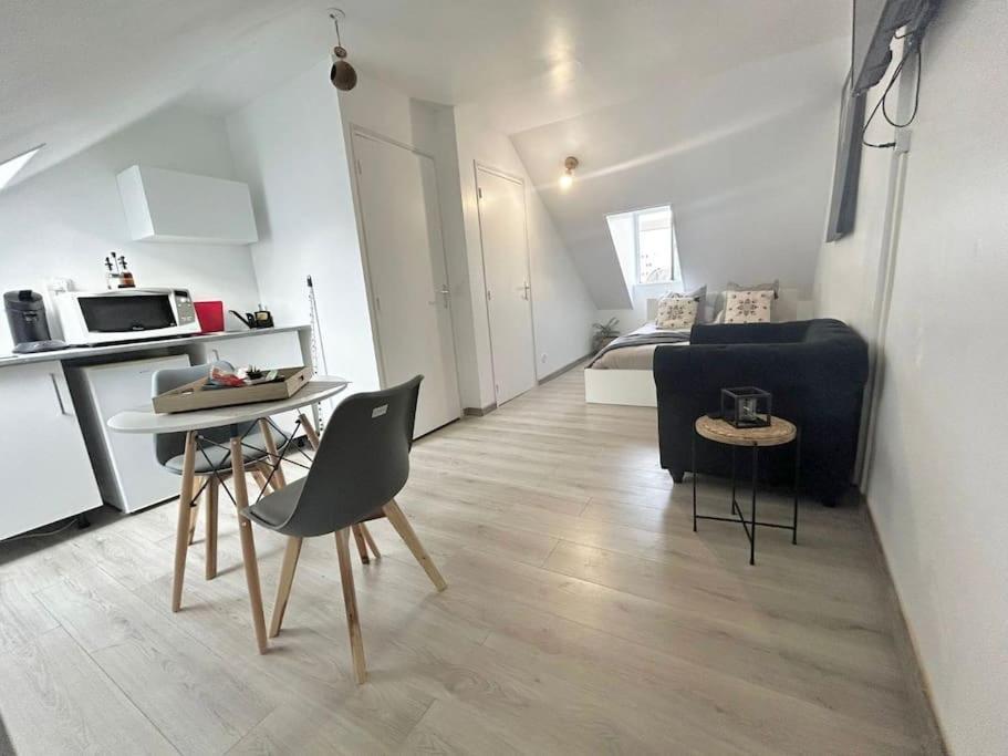 Apartment Appt 3 A Deux Pas De La Gare D'amiens *